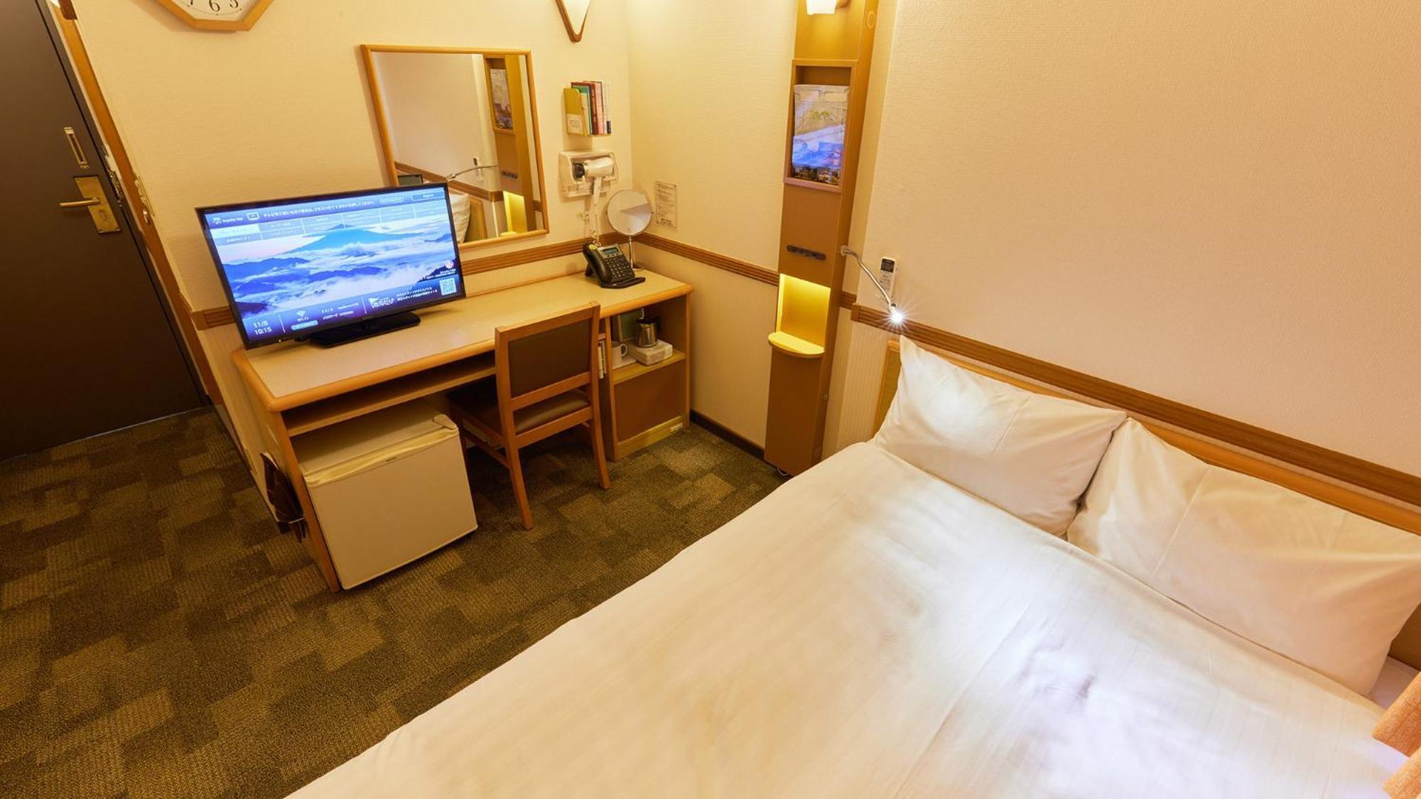 Toyoko Inn Tokyo Eki Yaesu Kita Guchi Zimmer foto